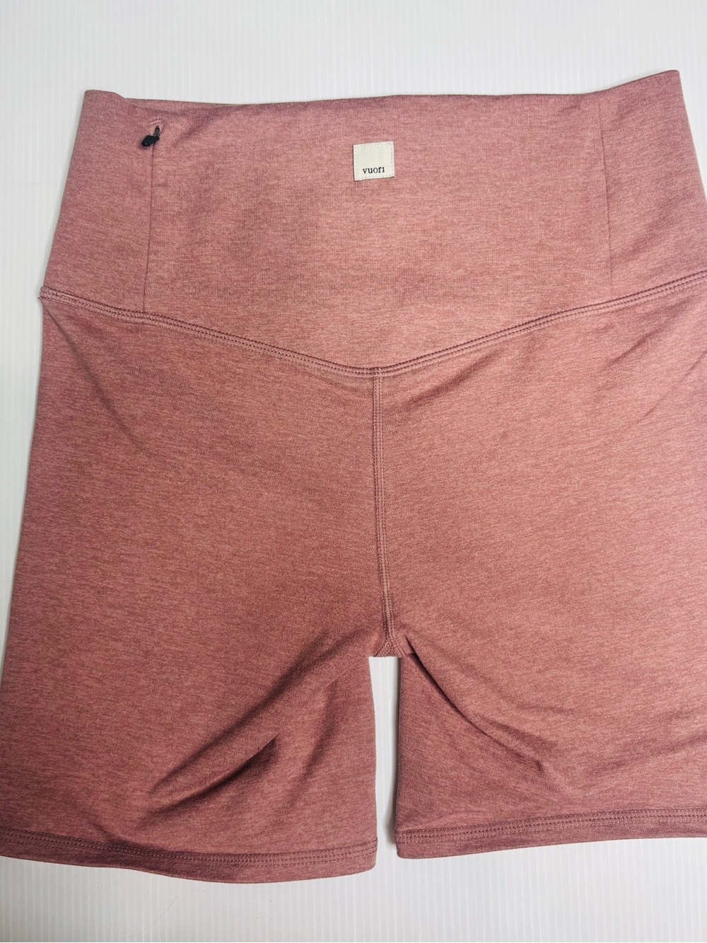 Vuori Clean Elevation Shorty Bike Shorts in Pink Heather - Picture 5 of 7